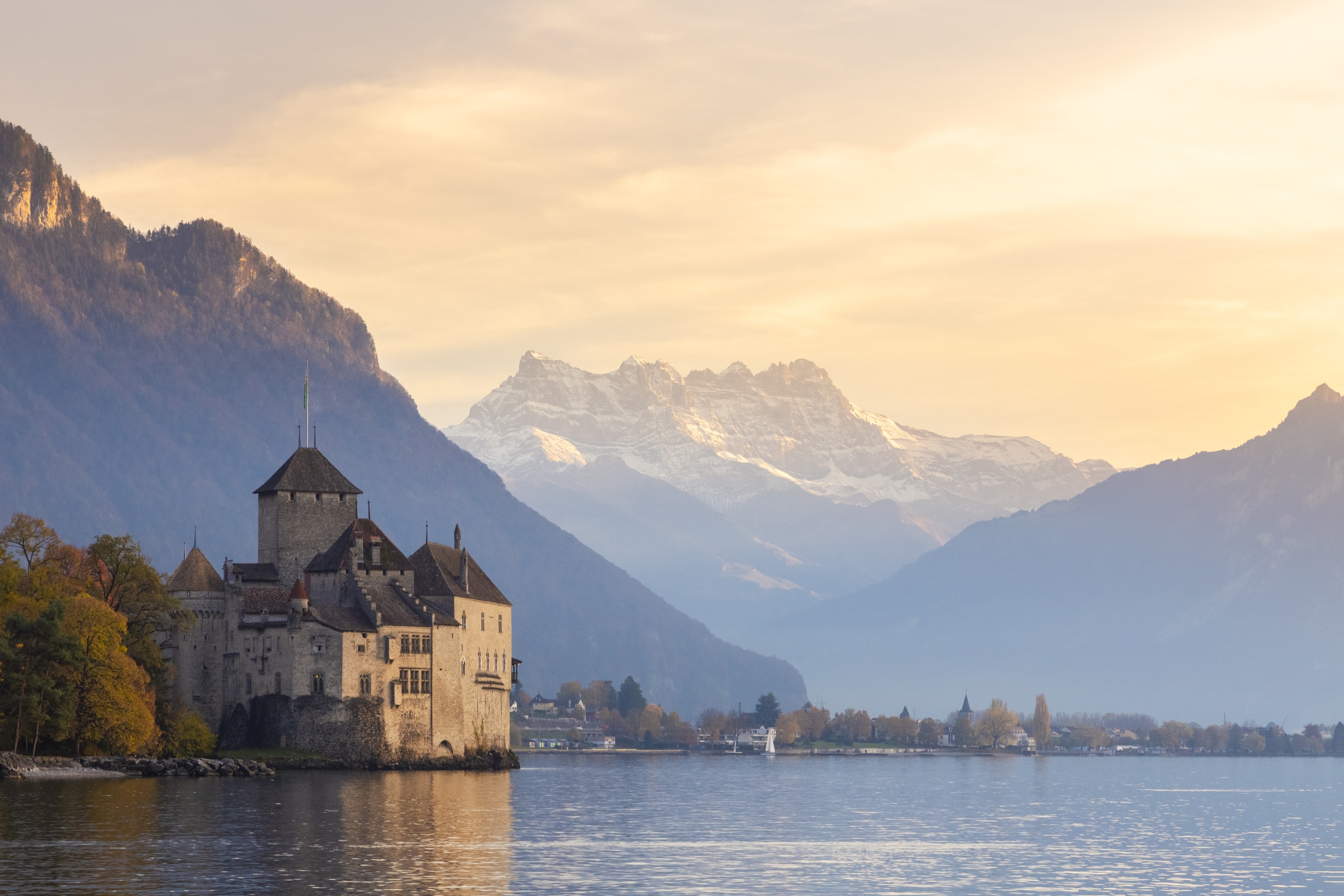 Switzerland & France: Lake Geneva, Annecy & Valleys of the Alps
