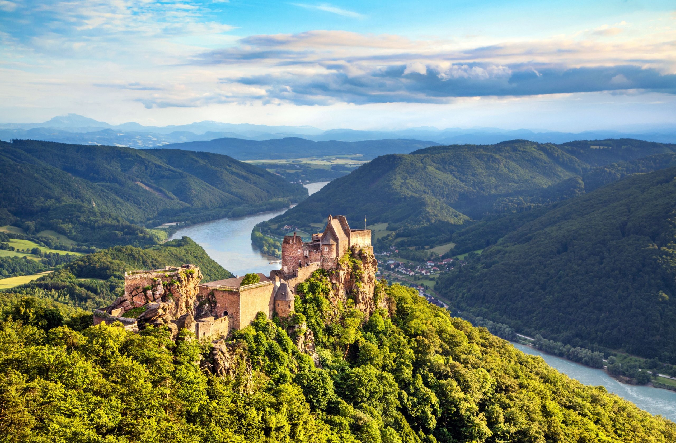 Danube Bike & River Cruise: Prague to Budapest 1