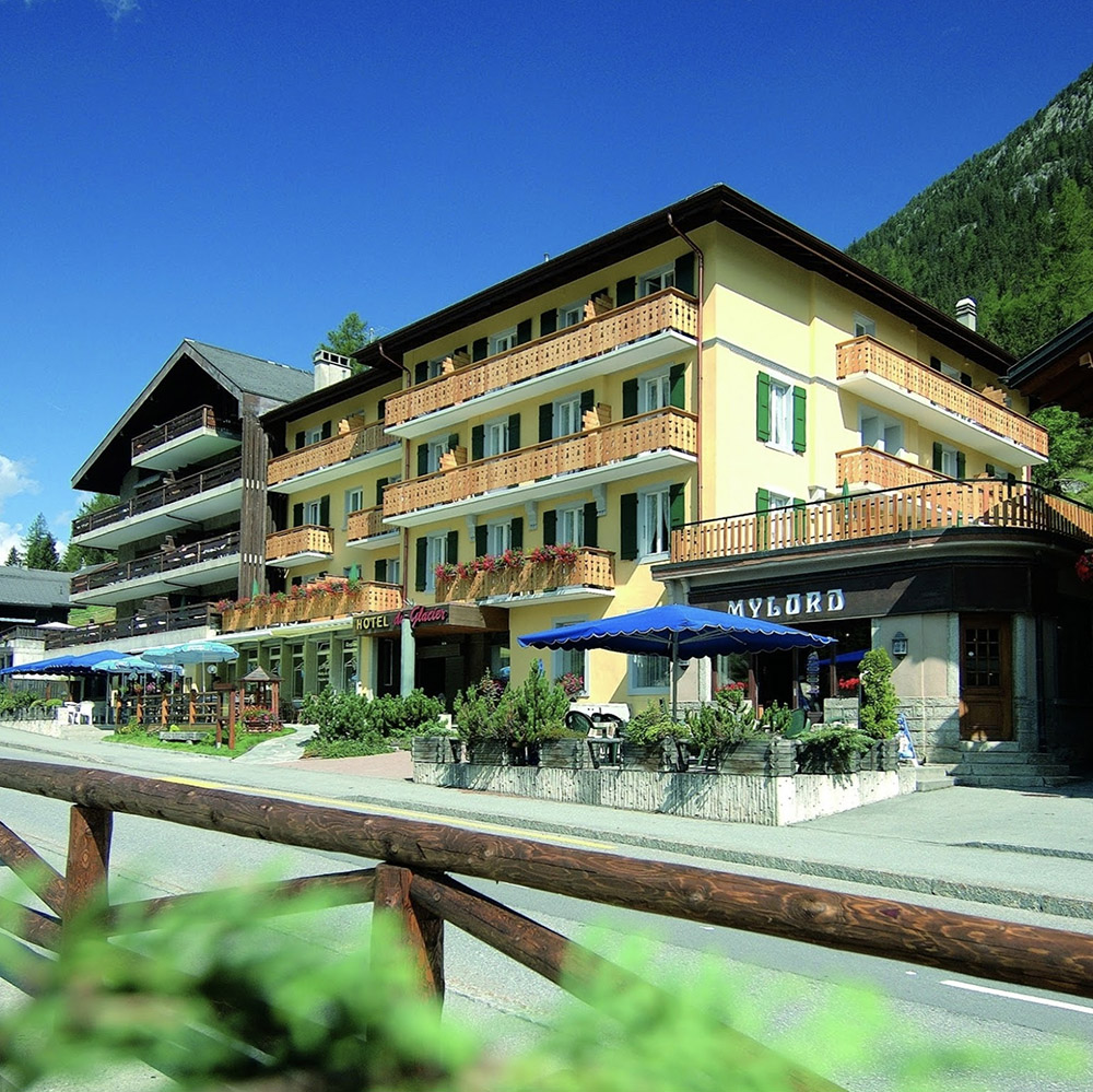 Hotel du Glacier exterior