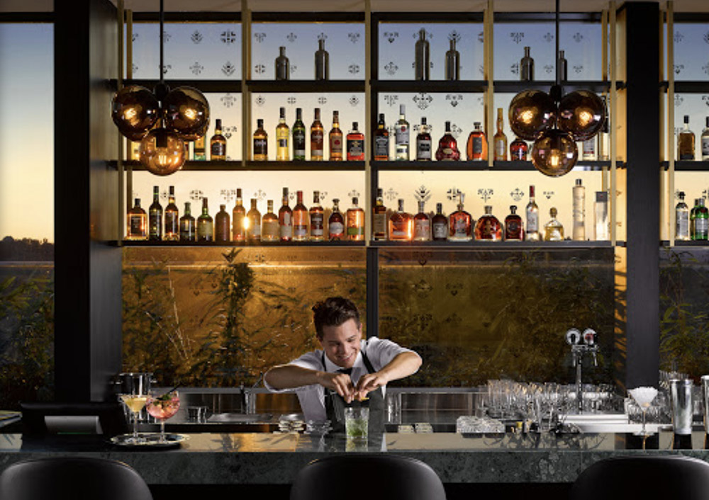 Intercontinental-Ljubljana-bar, SI-SLIST