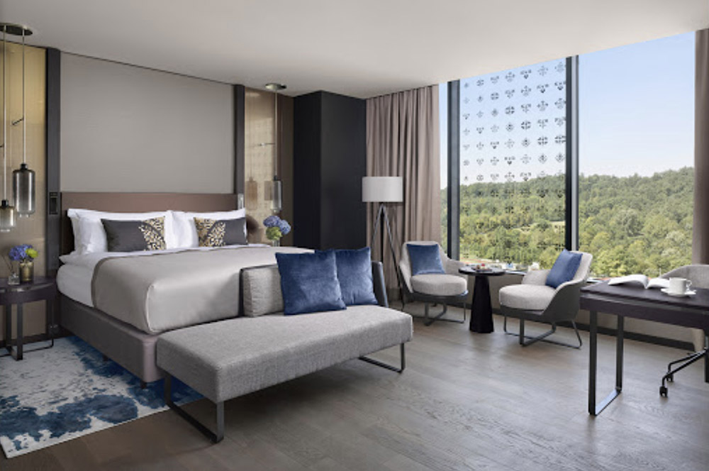 Intercontinental-Ljubljana-bedroom.jpg, SI-SLIST
