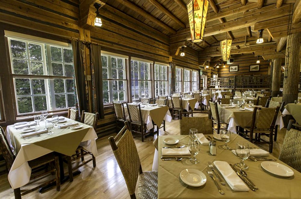 Lake MacDonald Lodge dining area