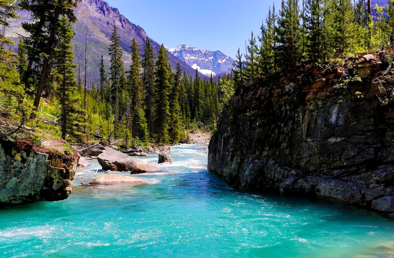 Alberta & British Columbia: Banff, Yoho & the Canadian Rockies 3