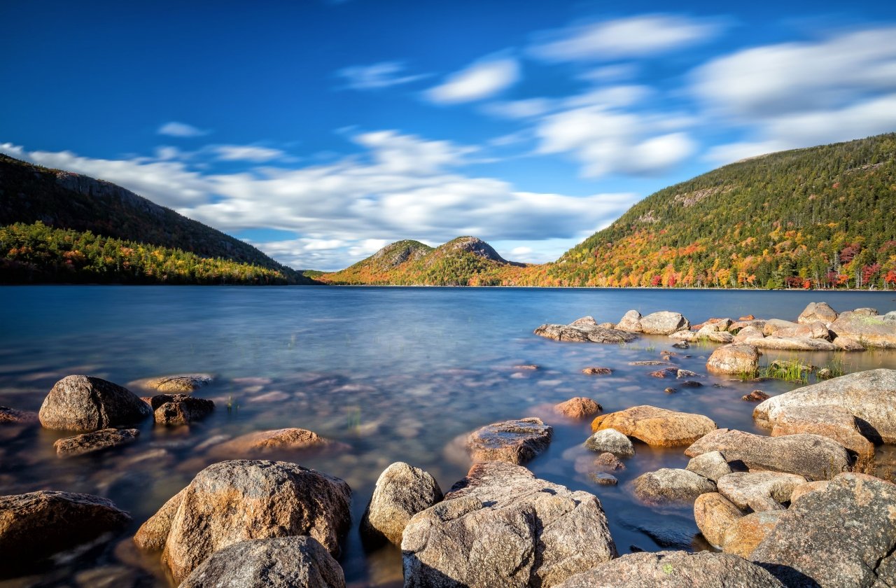 Scenic view of Jordan Pond in Acadia National Park in Maine