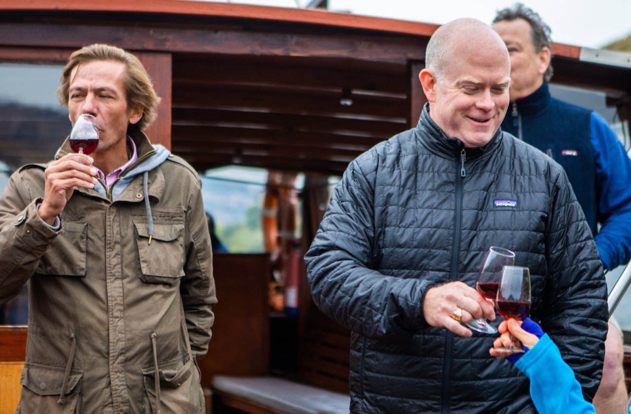 People enjoying their wine in Minho and the Douro Valley